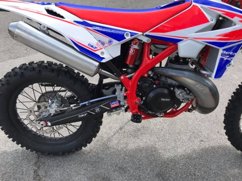 HGS Uitlaat Beta 250 300 Enduro